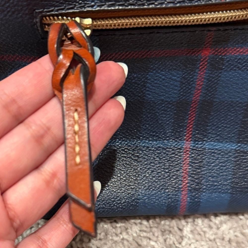 Dooney & Bourke Navy Blue Red‎ Plaid Coated Canvas Crossbody Bag Leather Trim - Picture 3 of 16